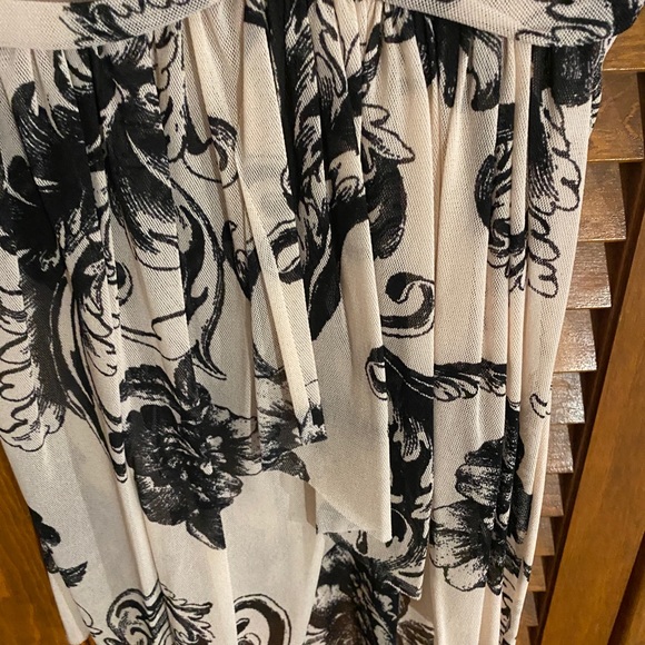 Express dressy tank top - Picture 3 of 4